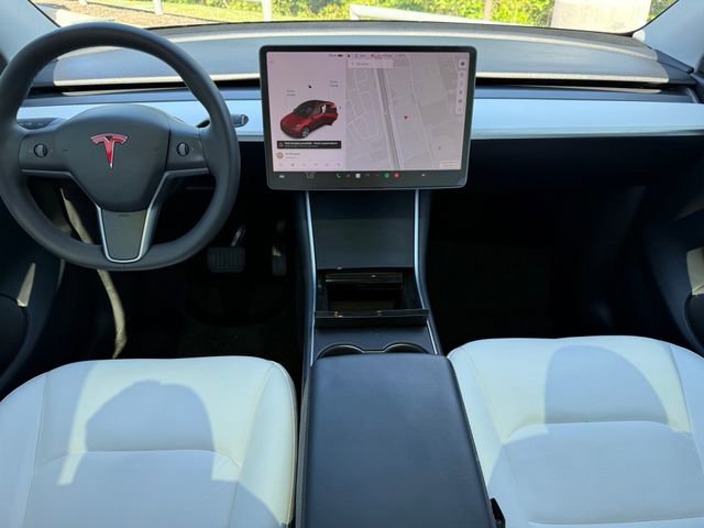 Used 2021 Tesla Model Y Long Range image 22