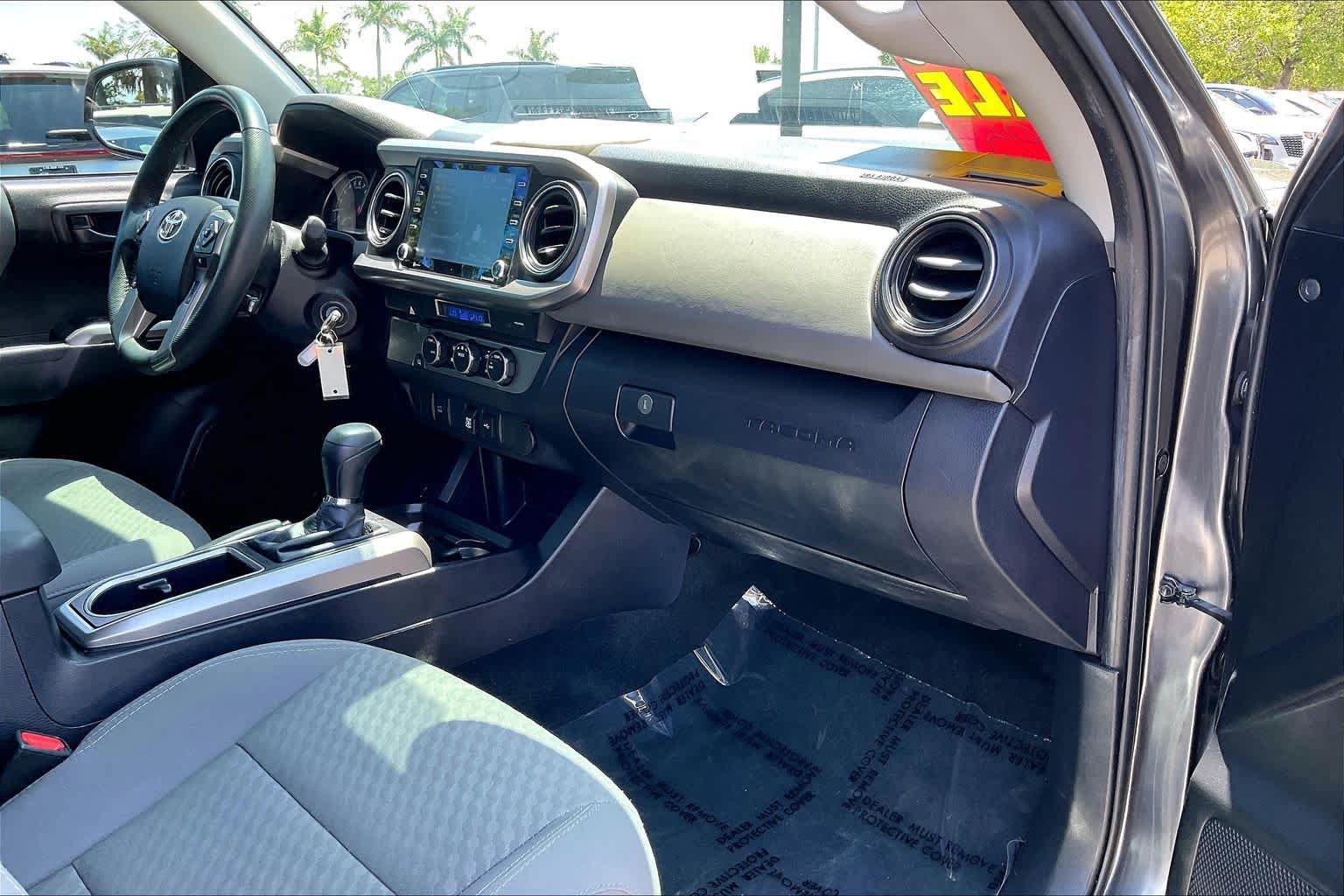 Used 2021 Toyota Tacoma SR5 RWD image 16