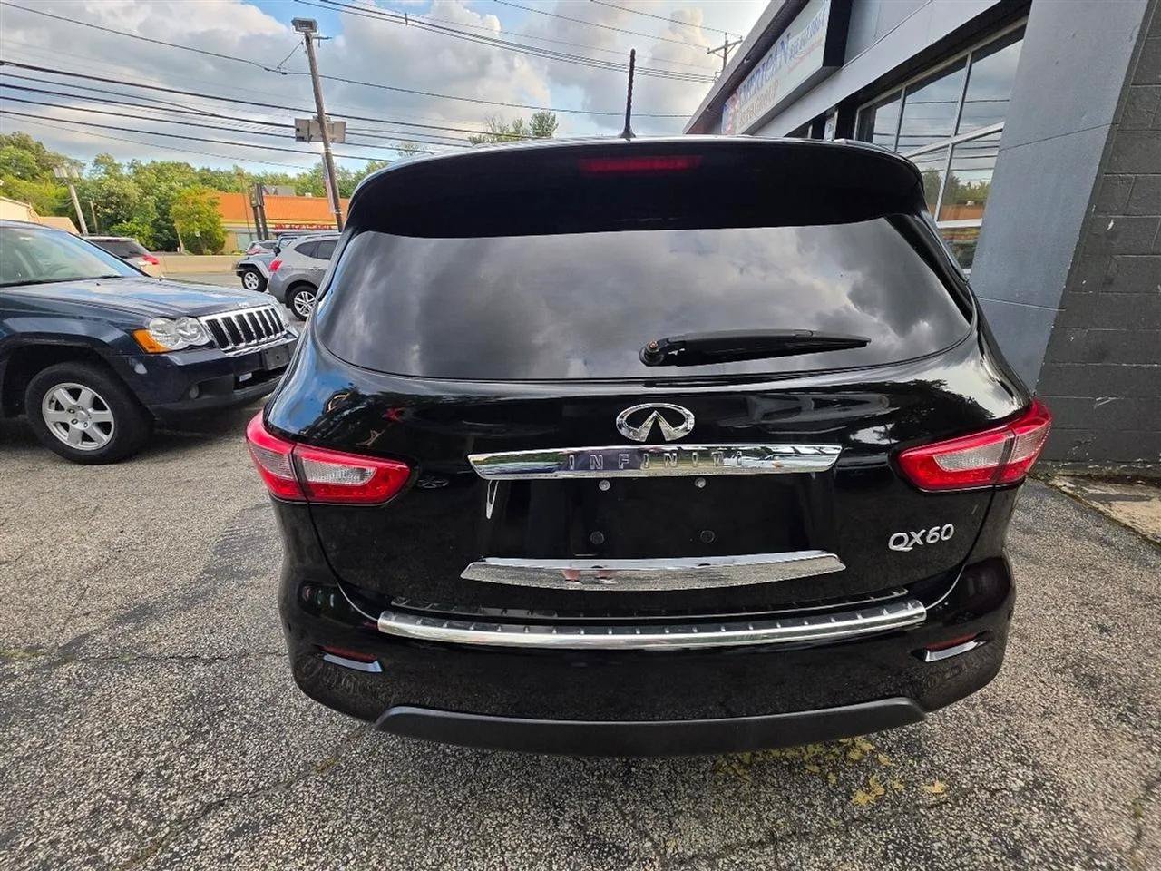 Used 2014 INFINITI QX60 Luxe w/ Premium Plus Package AWD/4WD image 5
