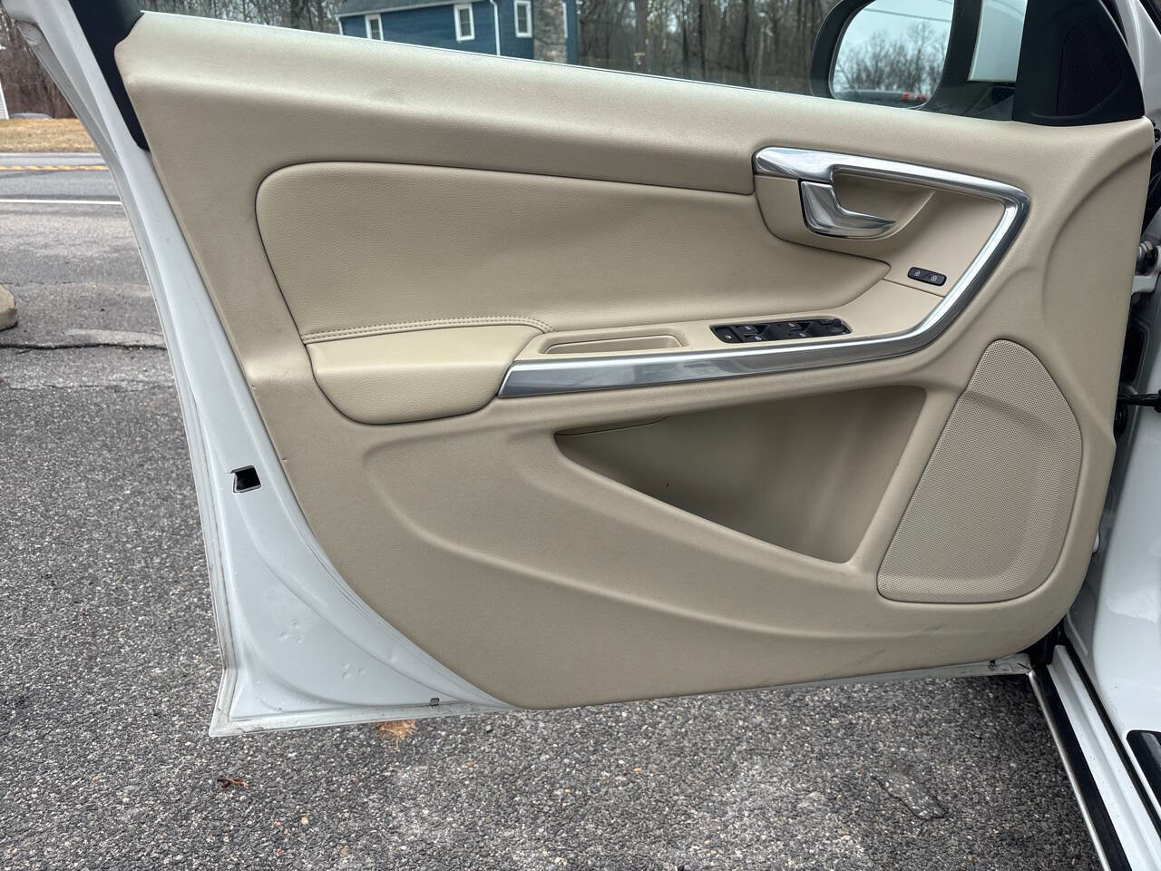 Used 2013 Volvo S60 T5 Premier image 17