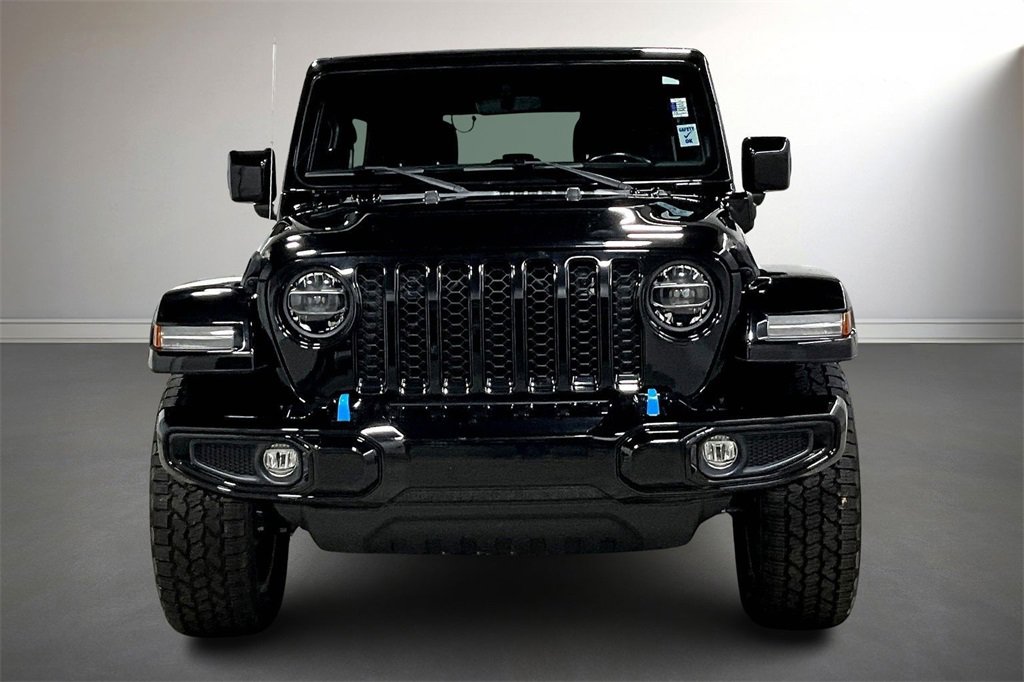 Used 2022 Jeep Wrangler Unlimited Sahara image 2