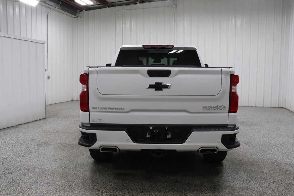 Used 2025 Chevrolet Silverado 1500 High Country w/ Technology Package image 5