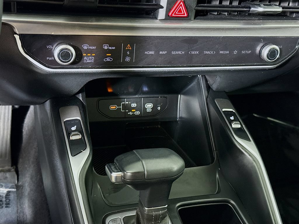 Used 2025 Kia Sorento S AWD/4WD image 8