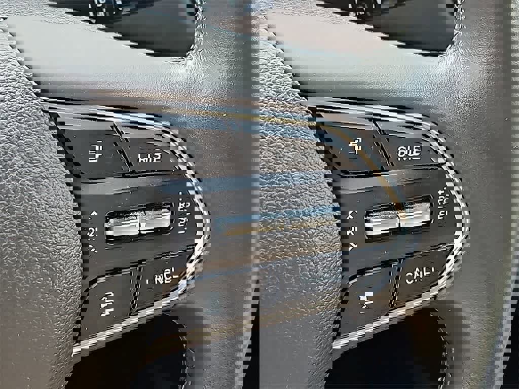 Used 2019 Hyundai Santa Fe SEL w/ Cargo Package image 21