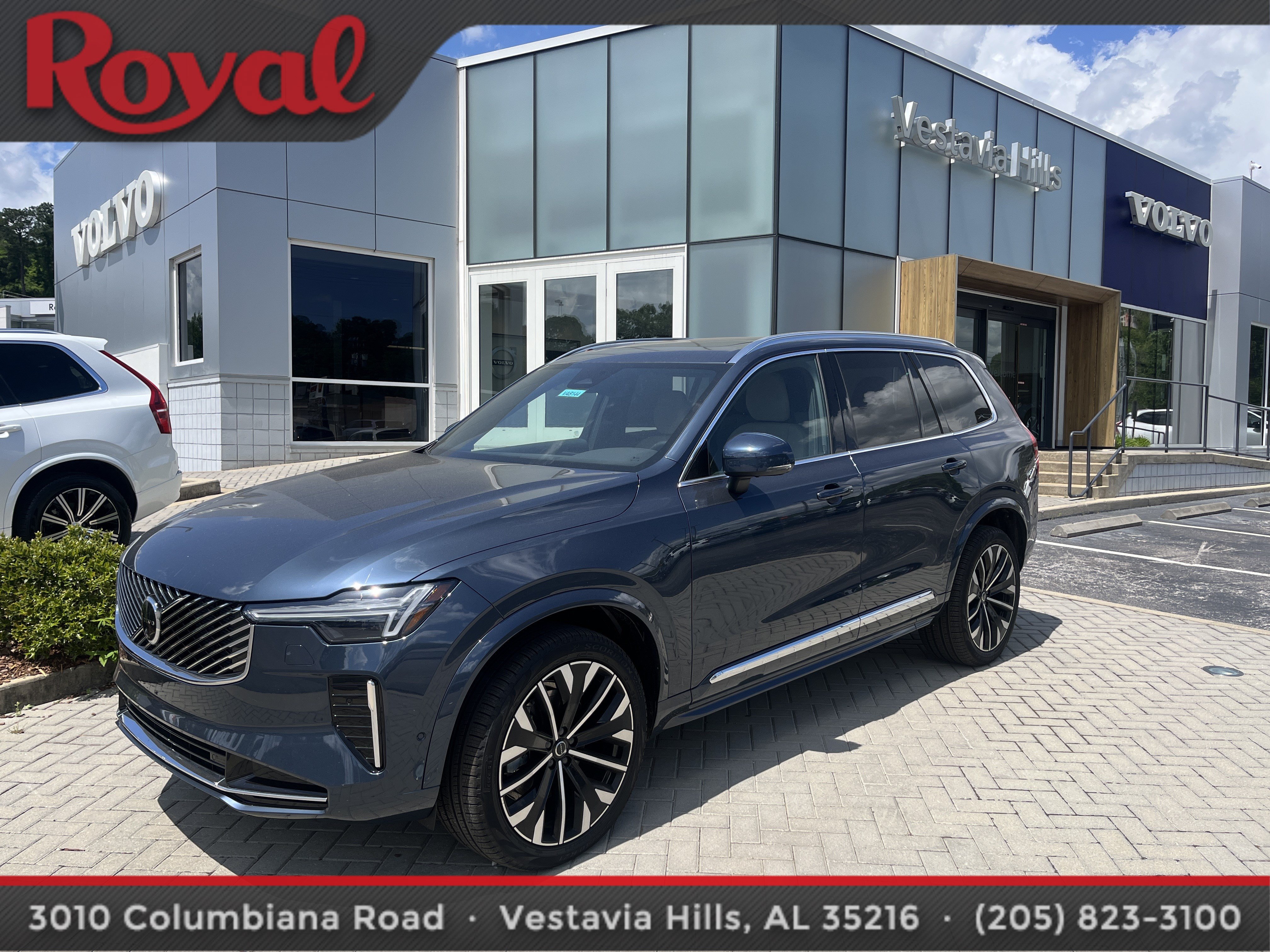 New 2026 Volvo XC90 B6 Plus w/ Protection Package Premier