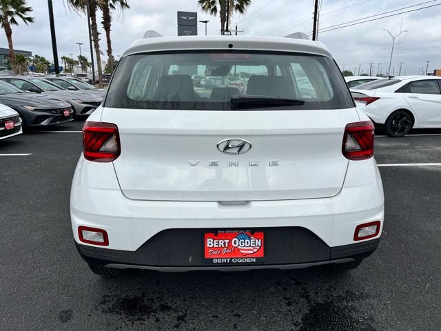 New 2026 Hyundai Venue SEL FWD image 6