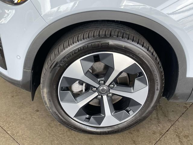 Used 2026 Volvo XC40 B5 Plus w/ Protection Package Premier image 9