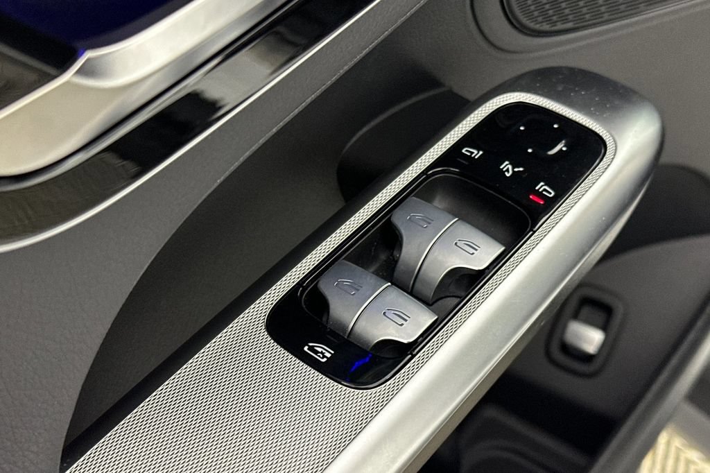 Certified 2024 Mercedes-Benz GLC 300 4MATIC image 14