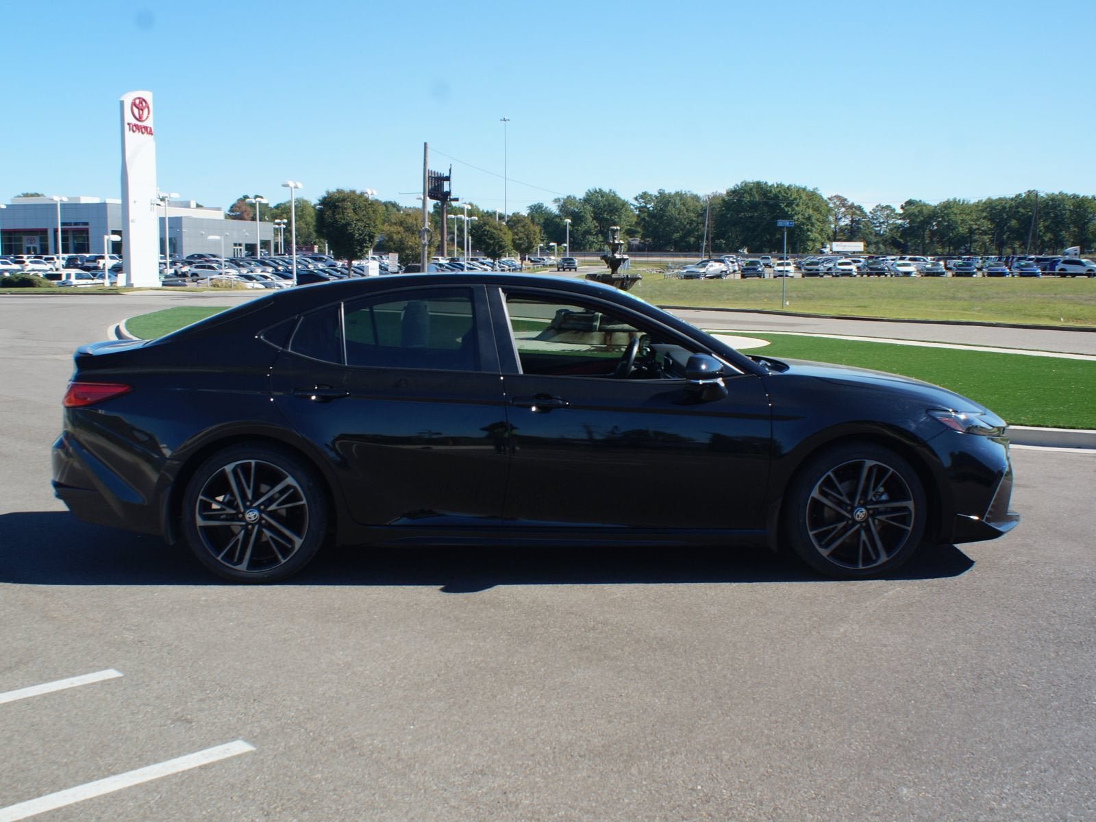 Used 2025 Toyota Camry XSE w/ Premium Plus Package FWD image 21