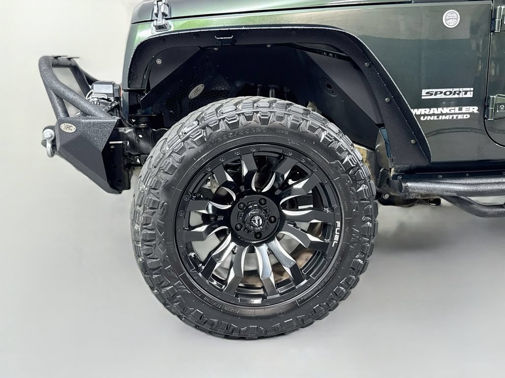 Used 2012 Jeep Wrangler Unlimited Sport w/ Connectivity Group AWD/4WD image 11