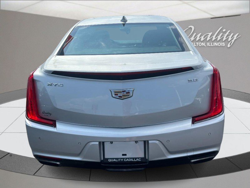Used 2019 Cadillac XTS Luxury FWD image 4