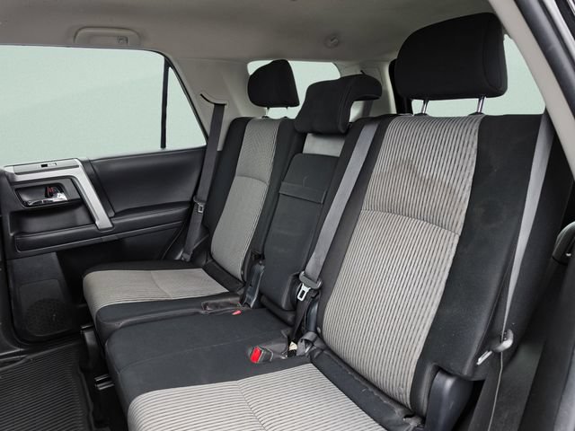 Used 2022 Toyota 4Runner SR5 AWD/4WD image 26