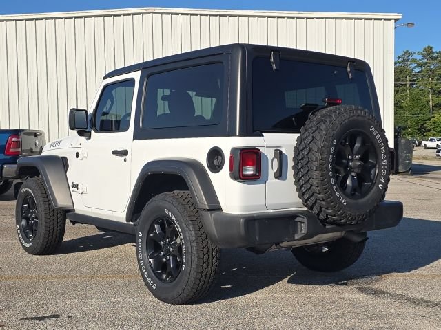 Used 2022 Jeep Wrangler Sport AWD/4WD image 3