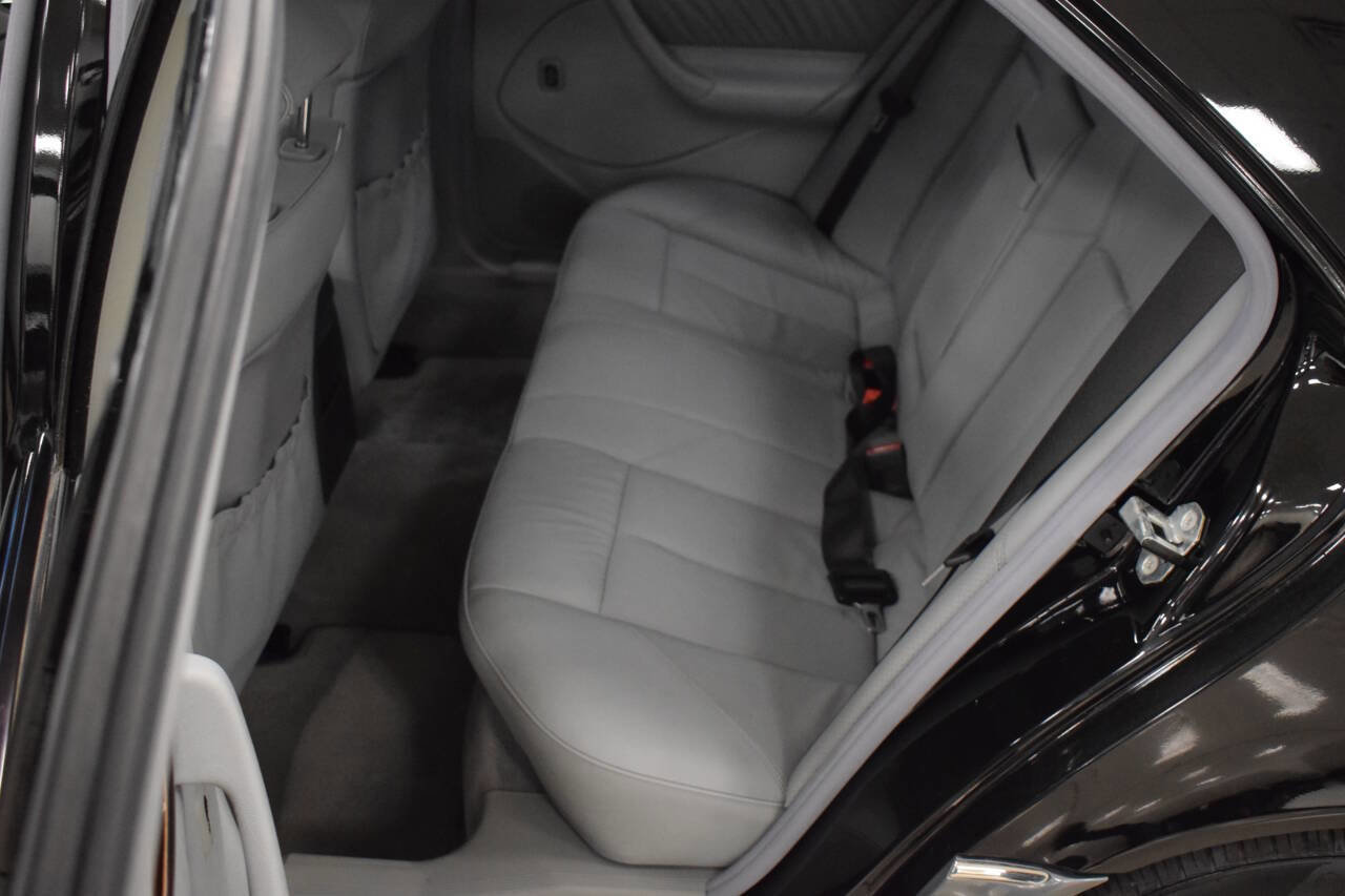 Used 2000 Mercedes-Benz C 230 image 67