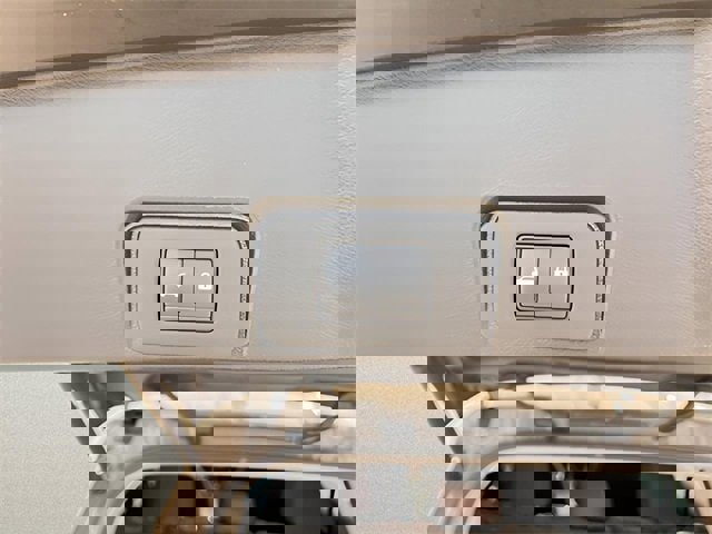 Used 2025 Nissan Rogue SV image 12