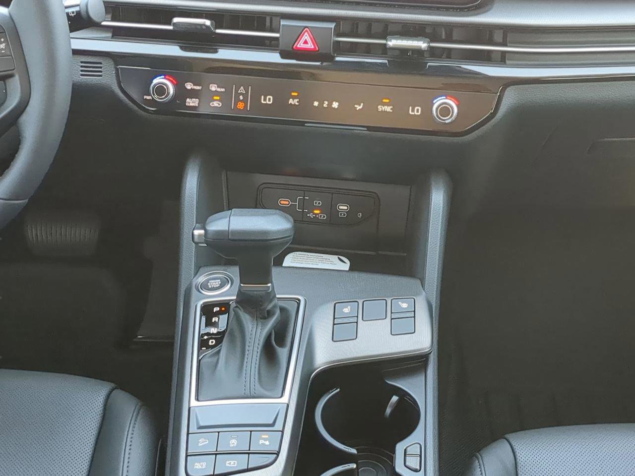 New 2026 Kia Sportage EX image 23