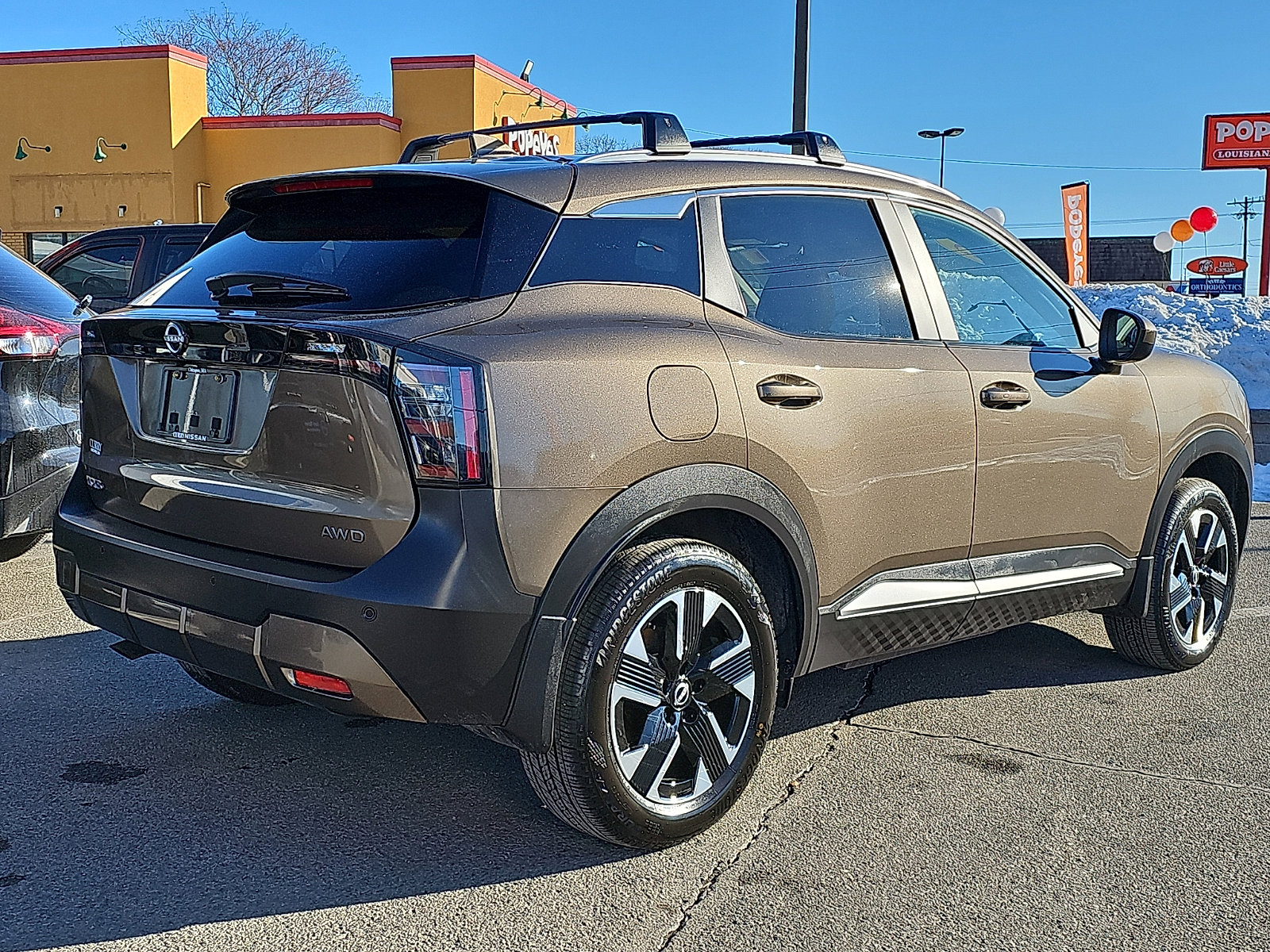 Certified 2025 Nissan Kicks SV w/ SV Premium Package image 6