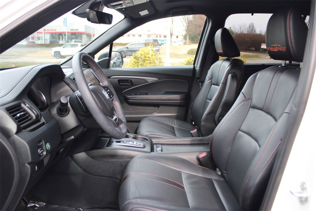 Used 2022 Honda Pilot TrailSport image 11