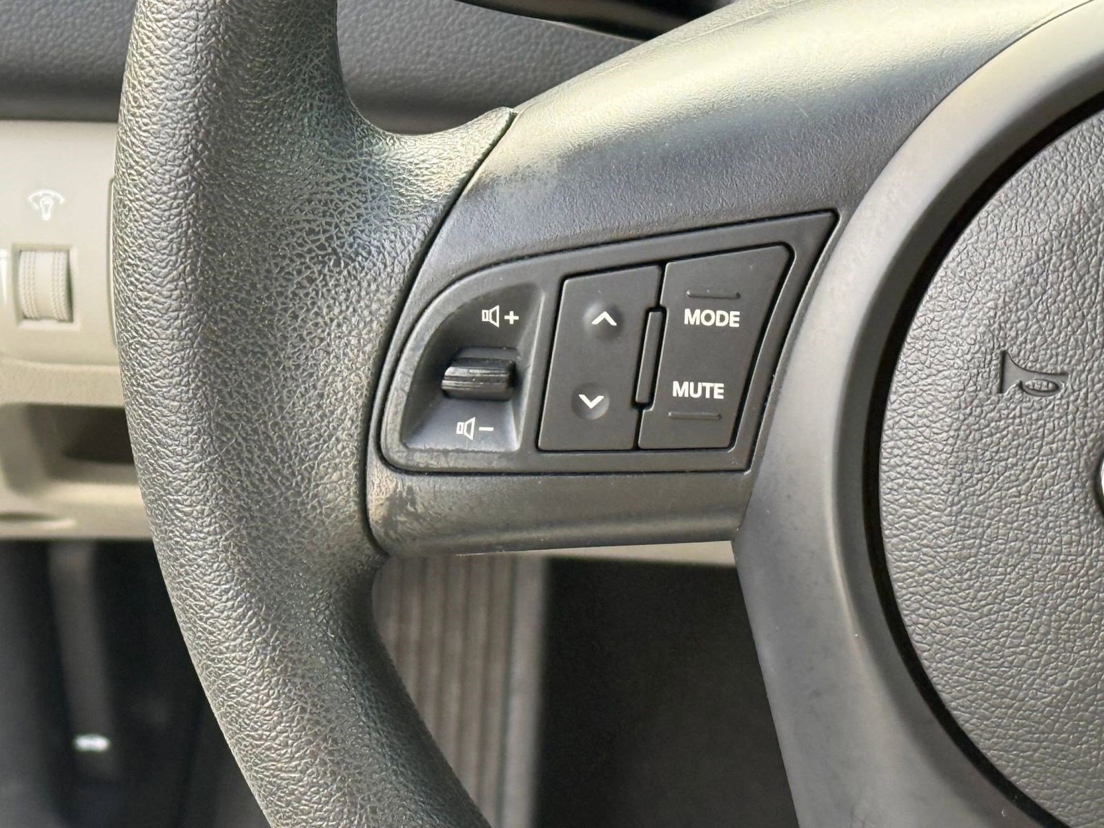 Used 2012 Kia Forte EX image 14