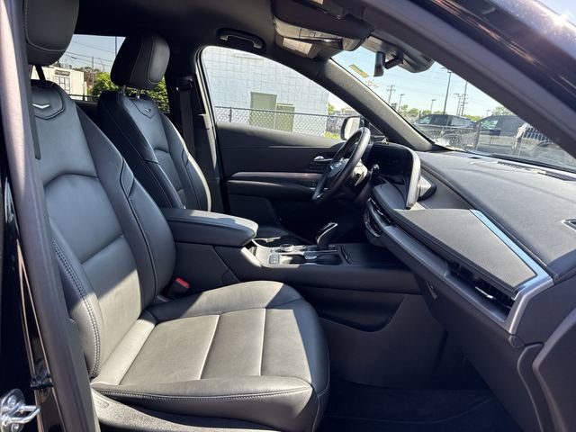 Used 2025 Cadillac XT4 Premium Luxury AWD/4WD image 28