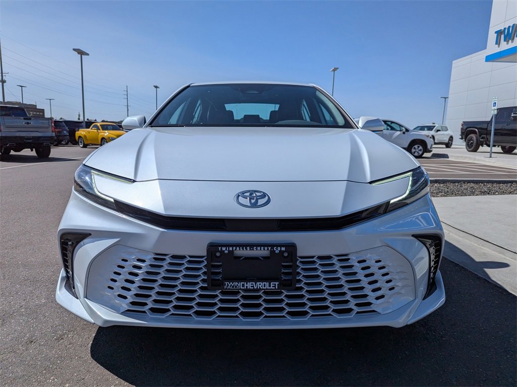 Used 2025 Toyota Camry XSE image 5
