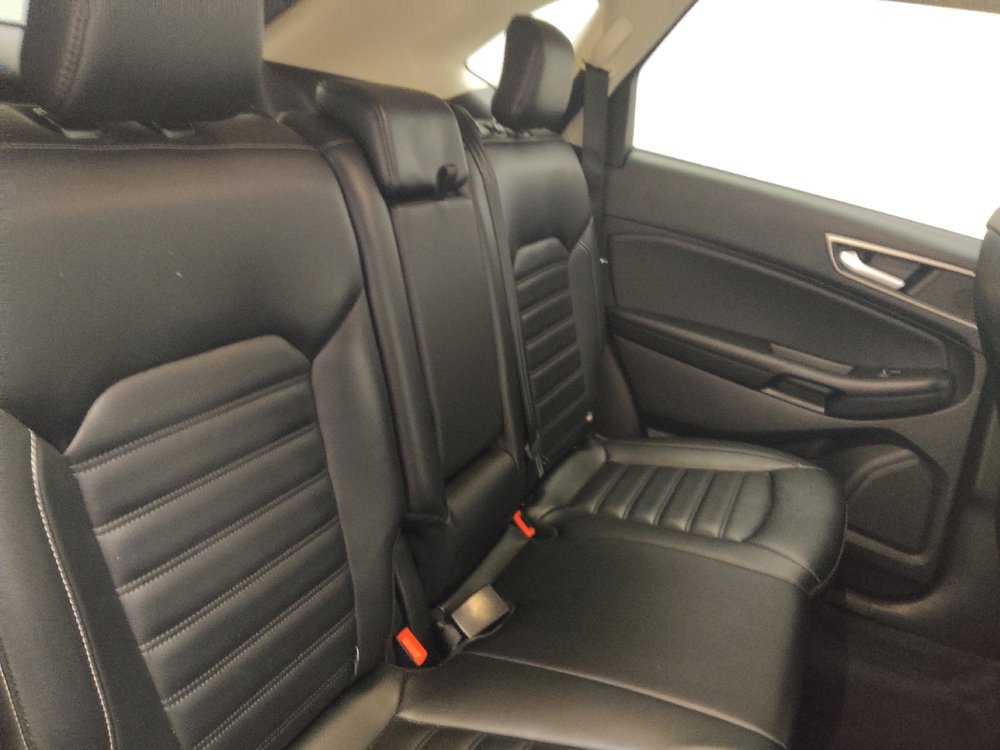 Used 2023 Ford Edge SEL image 19