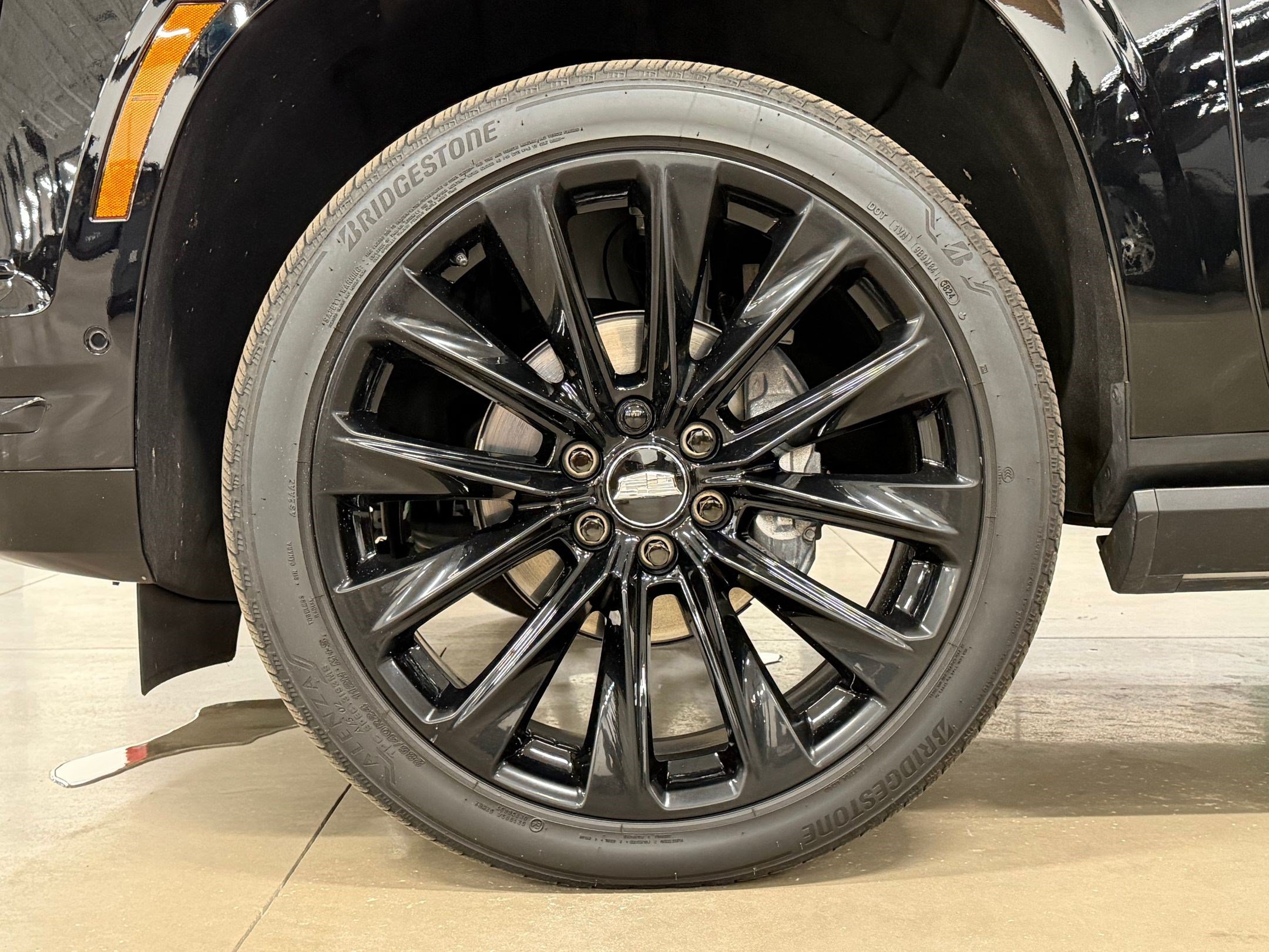 Certified 2025 Cadillac Escalade Sport Platinum w/ LPO, ONYX Package AWD/4WD image 12