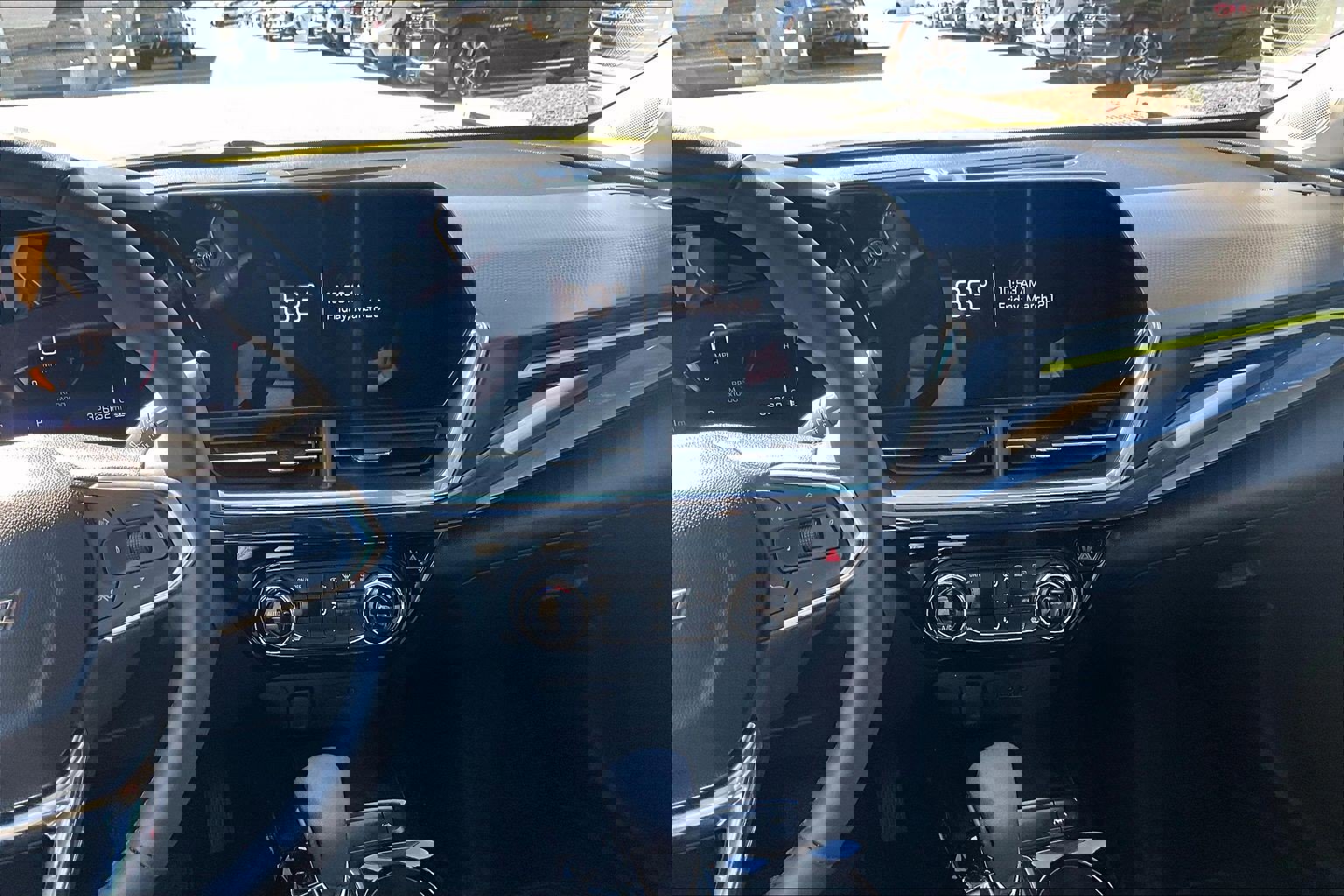 Used 2024 Chevrolet Trax ACTIV w/ Sunroof Package image 6