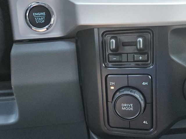 New 2026 Ford F350 XLT image 46