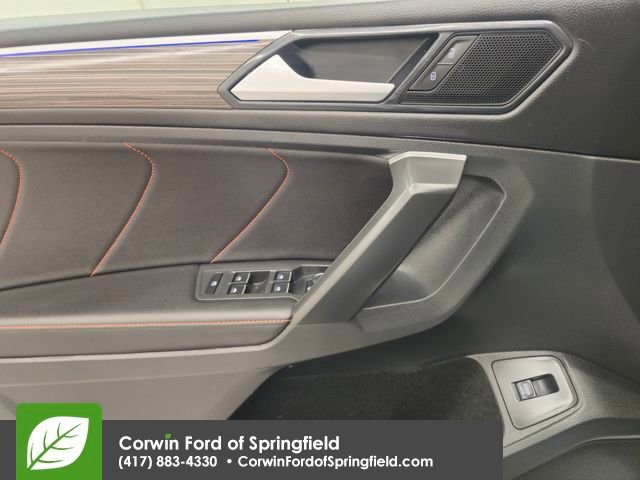Used 2024 Volkswagen Tiguan Wolfsburg Edition image 31