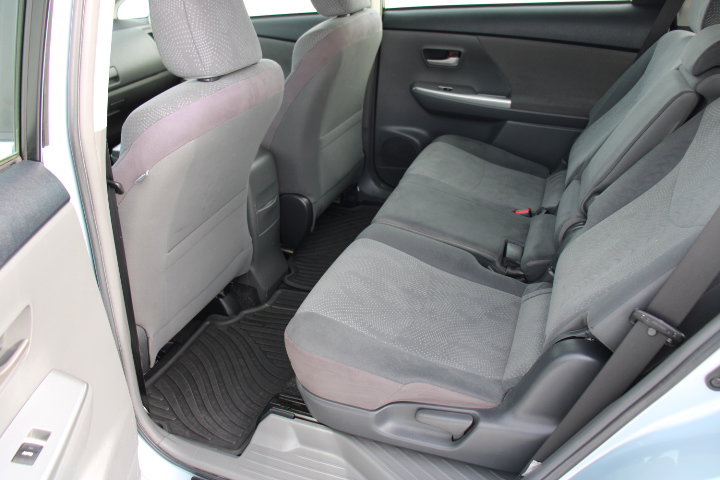 Used 2012 Toyota Prius V Three image 13