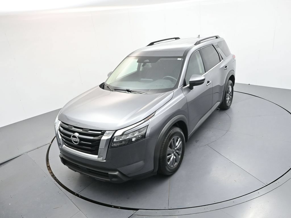 Used 2025 Nissan Pathfinder SV FWD image 25