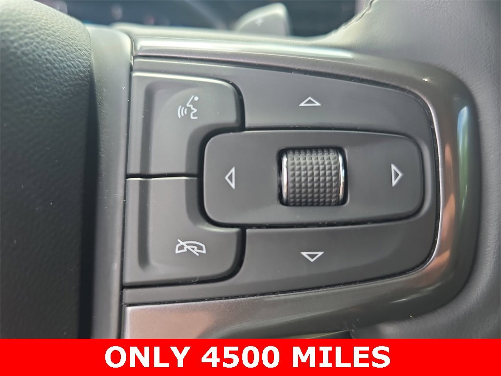 Used 2024 Chevrolet Silverado 1500 High Country w/ High Country Premium Package image 17