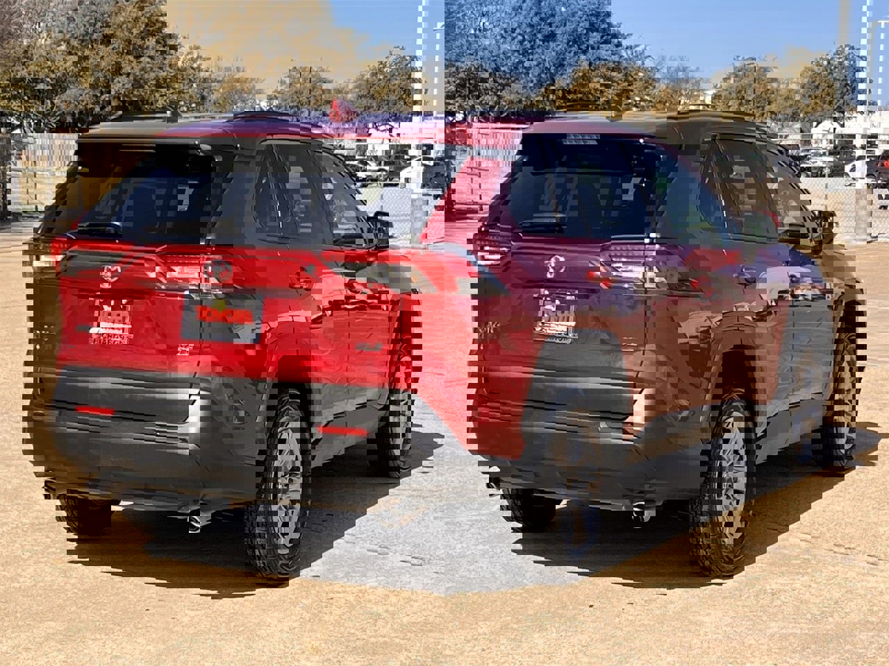 Used 2025 Toyota RAV4 XLE image 3
