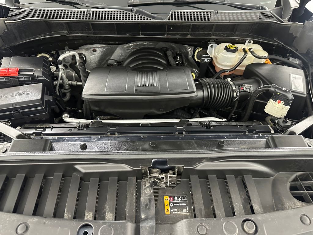 Used 2021 Chevrolet Silverado 1500 Custom AWD/4WD image 31