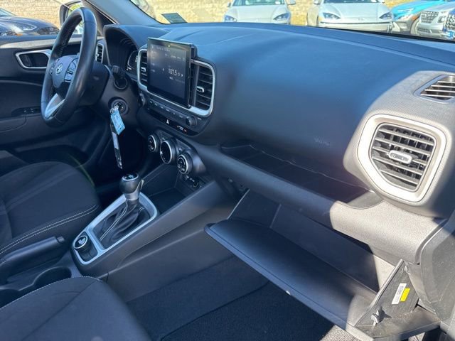 Certified 2023 Hyundai Venue SEL image 28