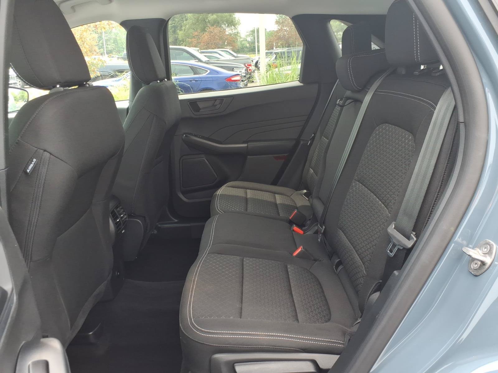 Used 2024 Ford Escape Active w/ Tech Pack #1 AWD/4WD image 9