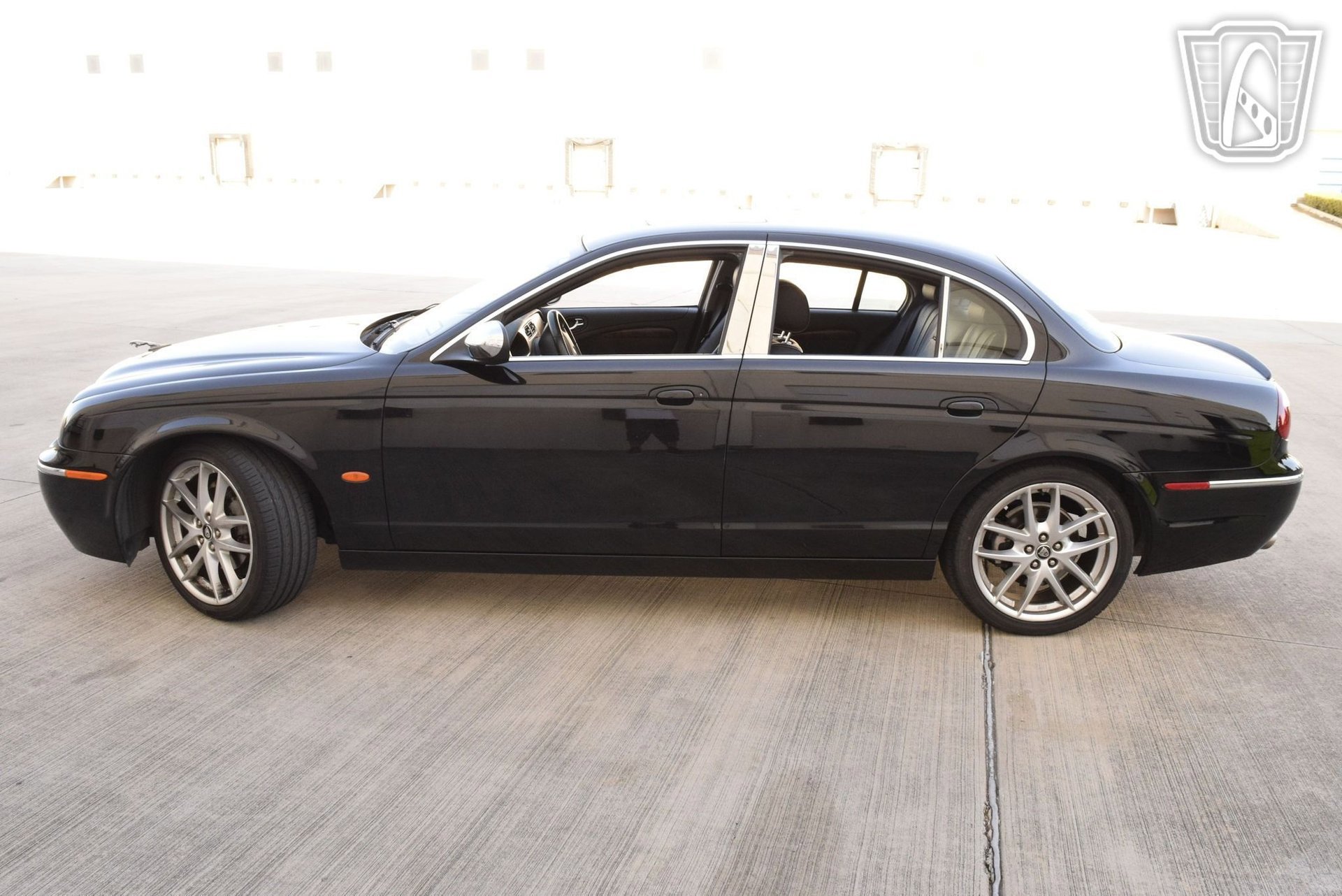 Used 2008 Jaguar S-TYPE 3.0 image 4