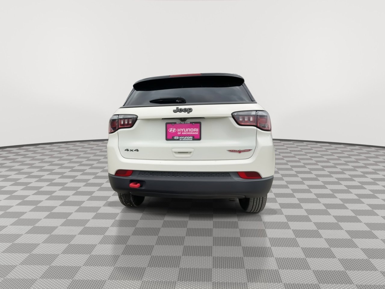 Used 2018 Jeep Compass Trailhawk w/ Cold Weather Group AWD/4WD image 7