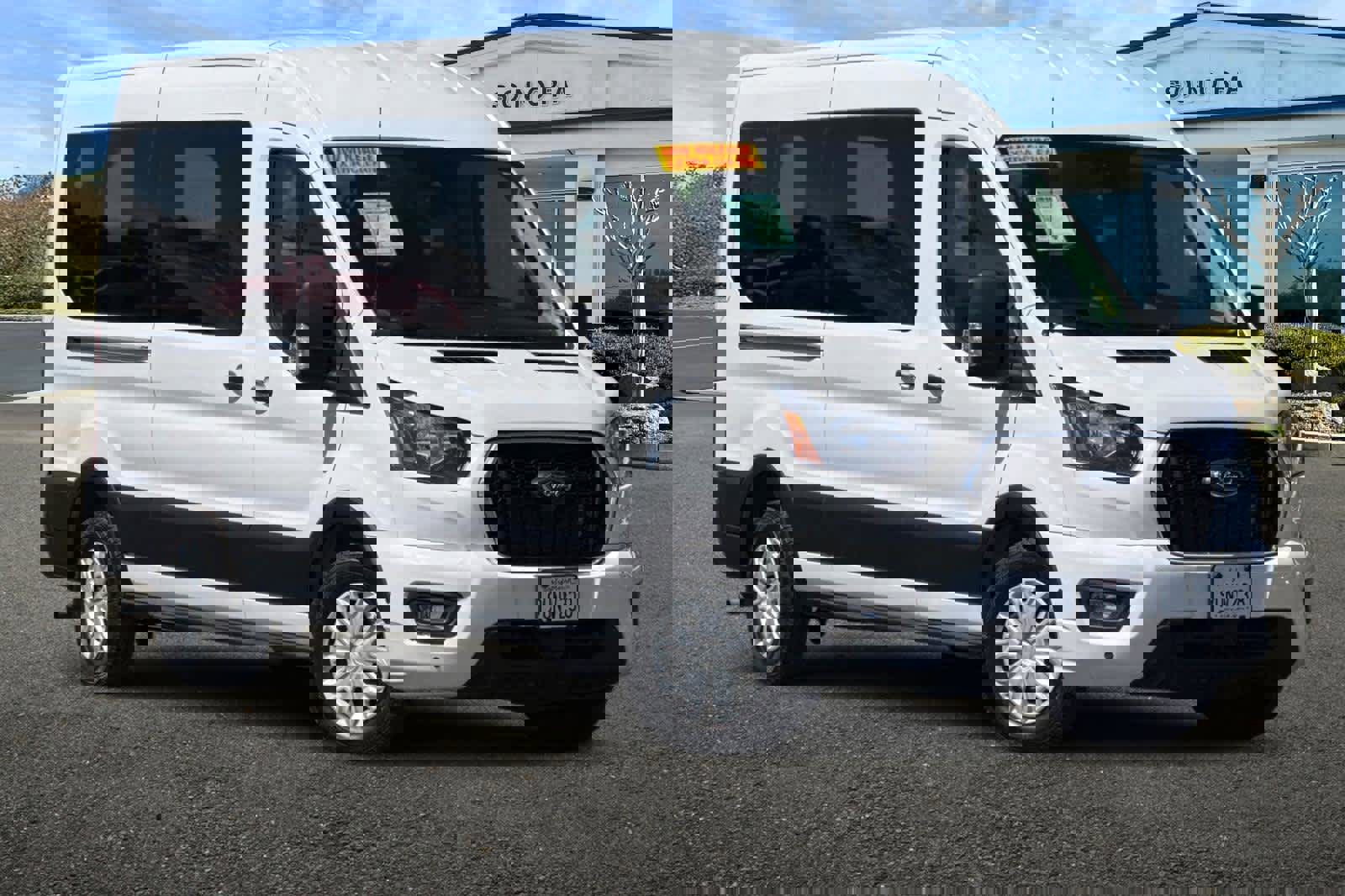 Used 2025 Ford Transit 350 XLT image 2