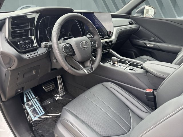 Certified 2026 Lexus TX 500h AWD w/ Technology Package image 10