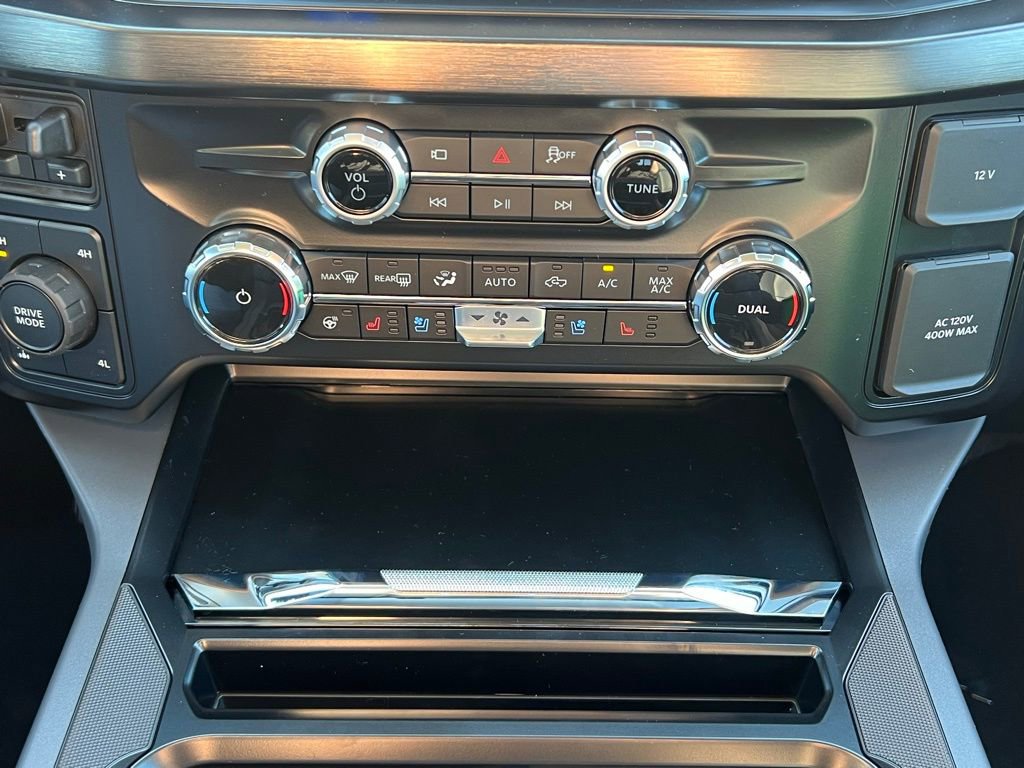 New 2026 Ford F250 Lariat w/ Lariat Premium Package image 31