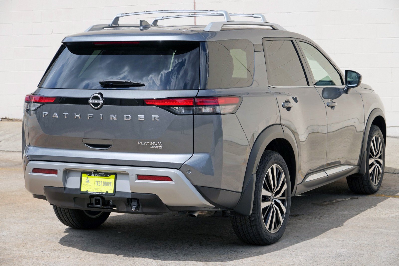 Used 2025 Nissan Pathfinder Platinum w/ Cargo Package AWD/4WD image 50