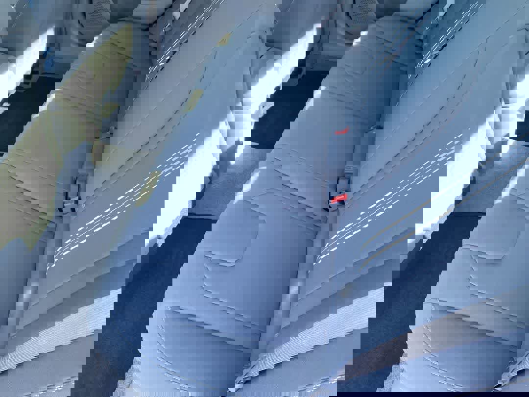 Used 2025 Hyundai Elantra Sport image 21