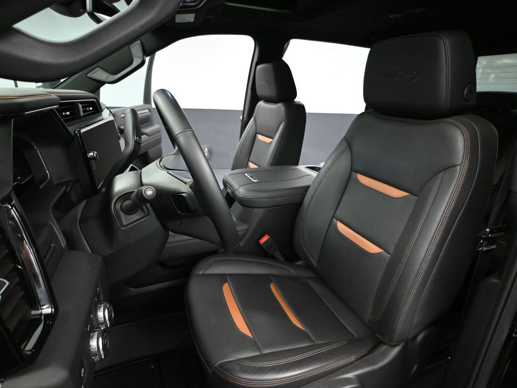 Used 2025 GMC Sierra 3500 AT4 image 30