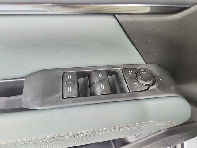 New 2026 GMC Terrain AT4 w/ Technology Package II AWD/4WD image 38