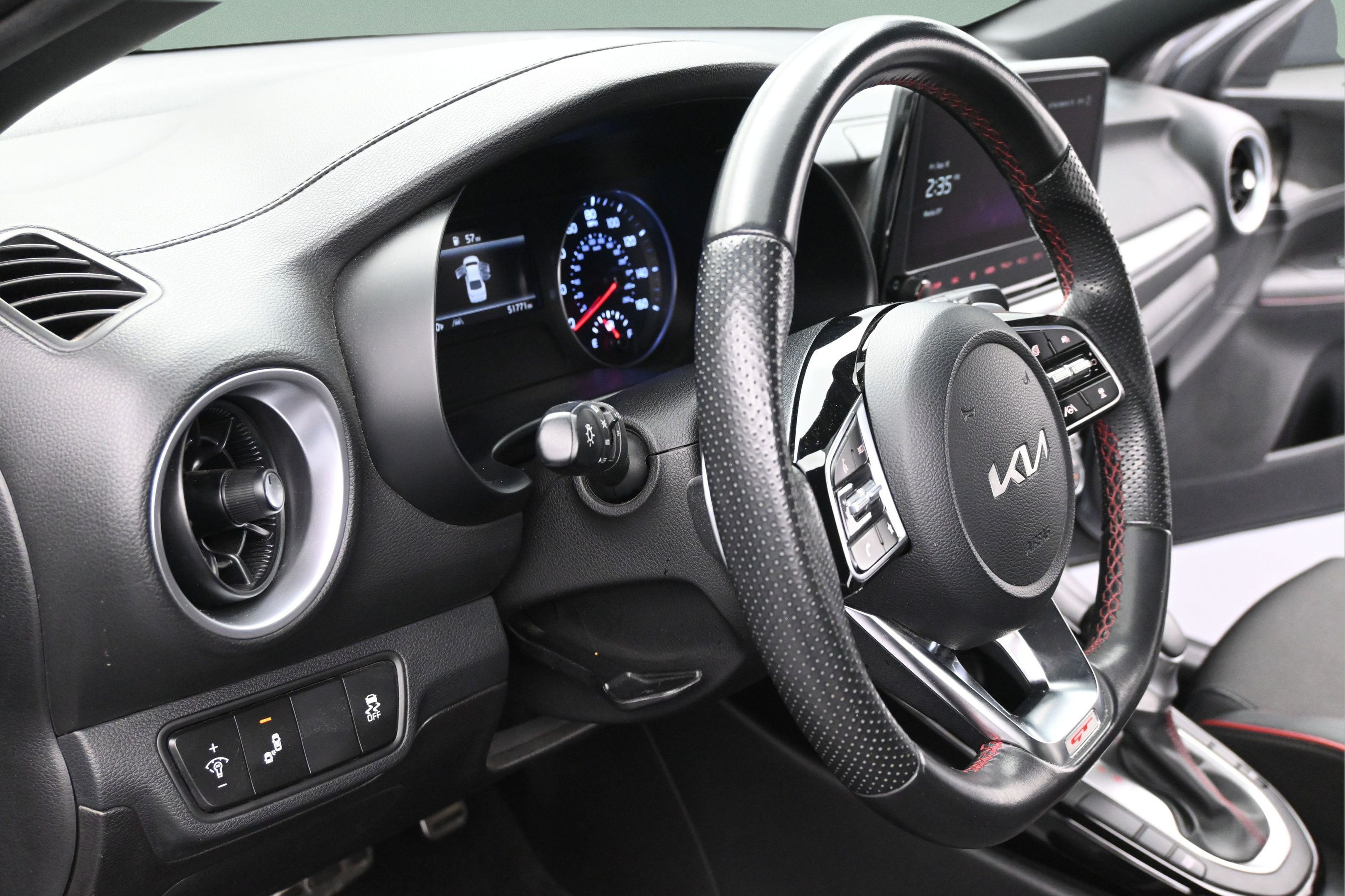 Used 2023 Kia Forte GT FWD image 12