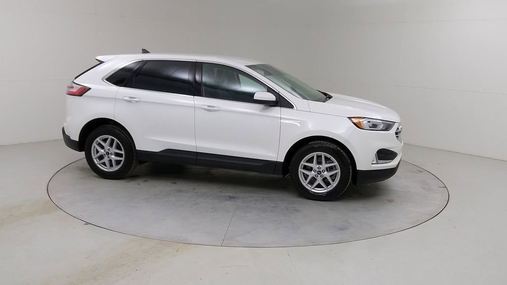 Certified 2022 Ford Edge SEL w/ Convenience Package image 11