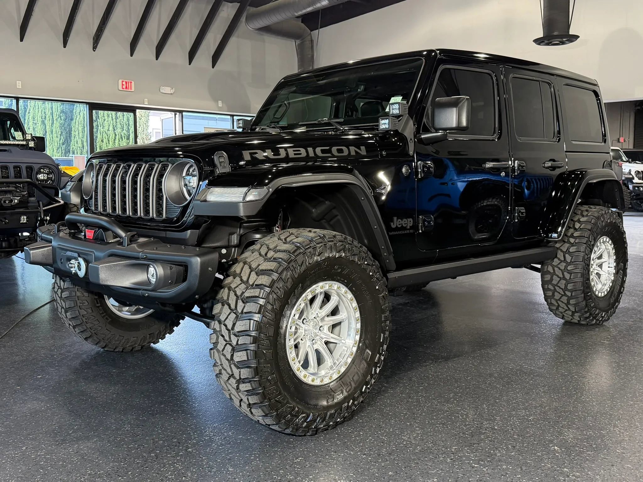 Used 2024 Jeep Wrangler Unlimited Rubicon image 7