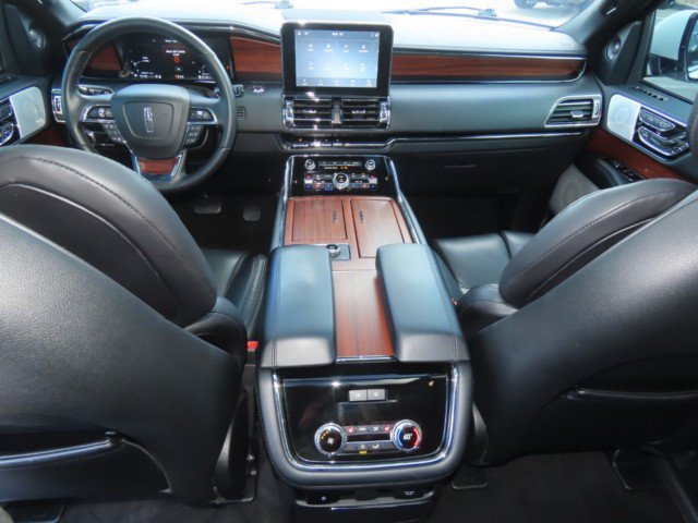 Used 2020 Lincoln Navigator Reserve w/ Equipment Group 208A Reserve AWD/4WD image 23
